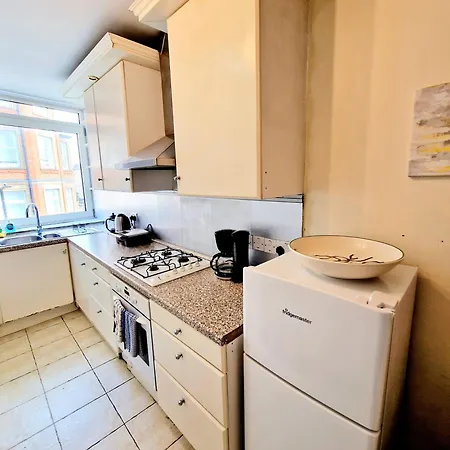 Bright & Spacious Home In Building With Lift, Right Next To Bayswater Station - Walk To Kensington Palace, Hyde Park, Little Venice & Notting Hill London Exterior foto